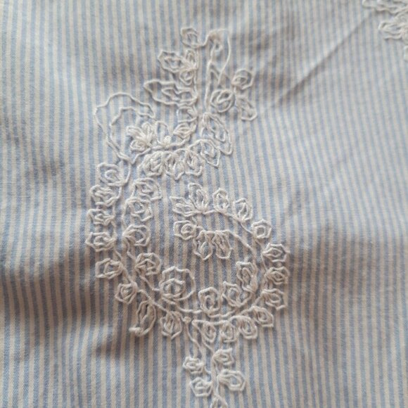 Gap Classic Fit Blue Striped Embroidered Long Sleeve Shirt L - Picture 5 of 6